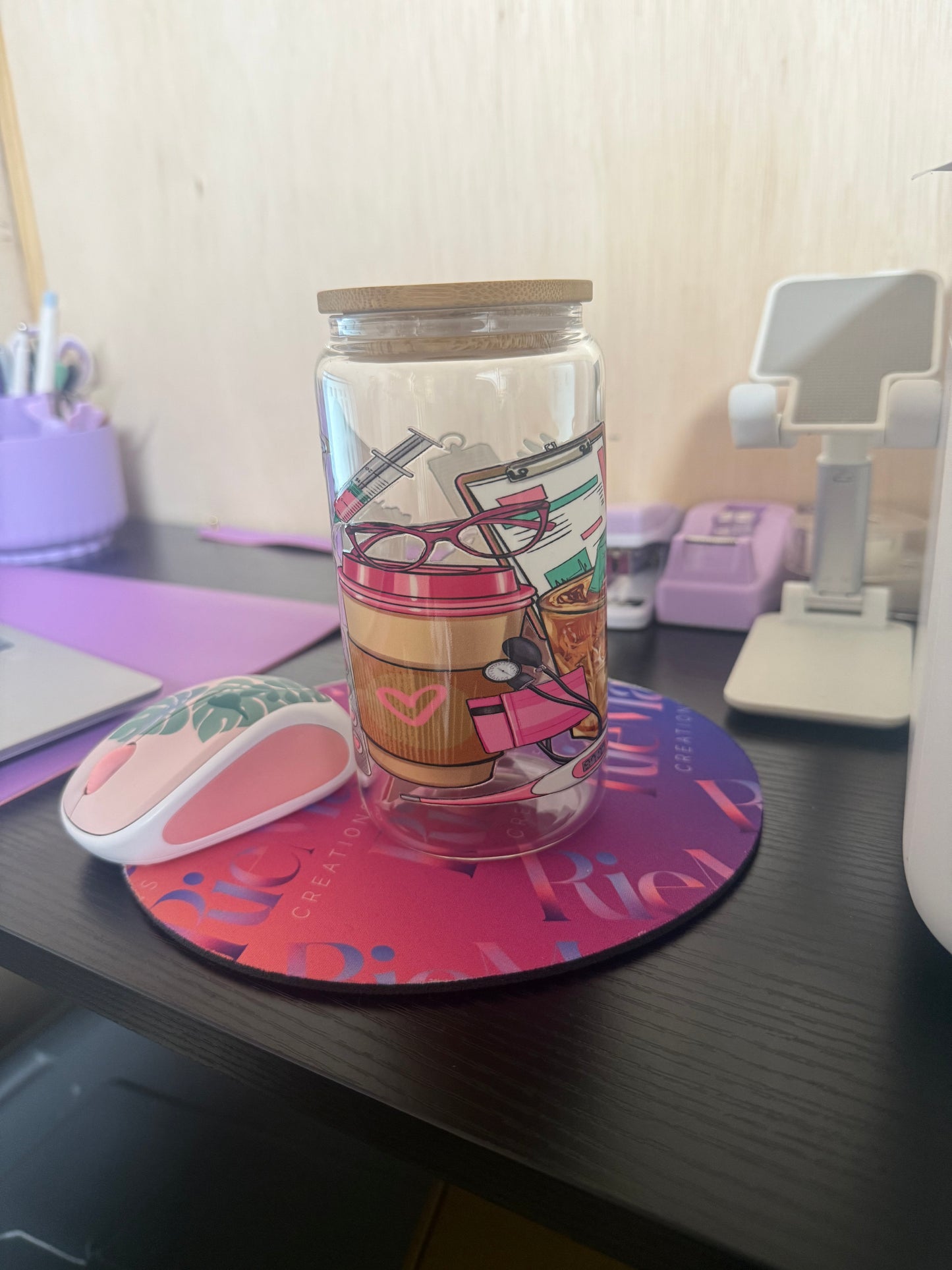 16 oz Nurse Glass Cup with Bamboo Lid